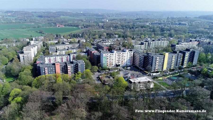 Luftaufnahme der Bochumer Hustadt mit Kamera-Drohne