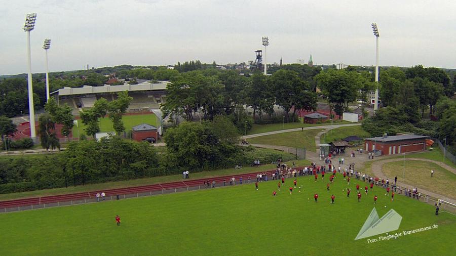 Luftbilder / Luftaufnahmen "Lohrheidestadion und Trainingsplatz"