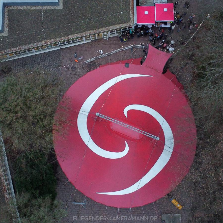 Luftaufnahmen Zirkus in Bochum mit Kameradrohne