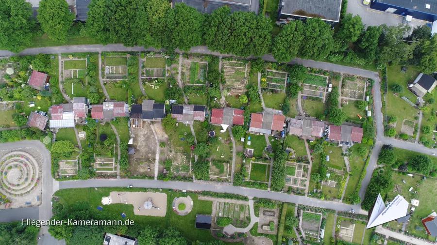 Luftaufnahmen der Gartenanlage Oberdorstfeld in Dortmund mit Drohne