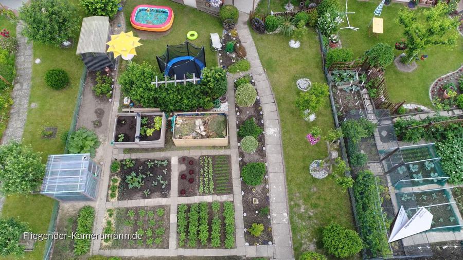 Luftaufnahmen der Gartenanlage Oberdorstfeld in Dortmund mit Drohne