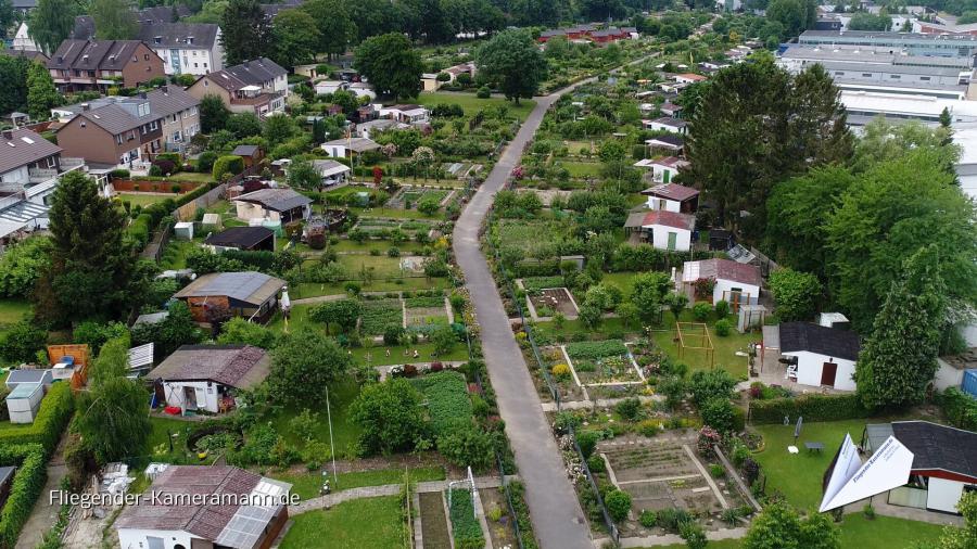 Luftaufnahmen der Gartenanlage Oberdorstfeld in Dortmund mit Drohne