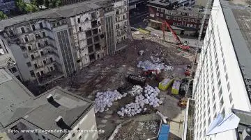 Foto mit Drohne: Luftaufnahmen vom Abriss des Amtsgerichts Bochum mit Drohne