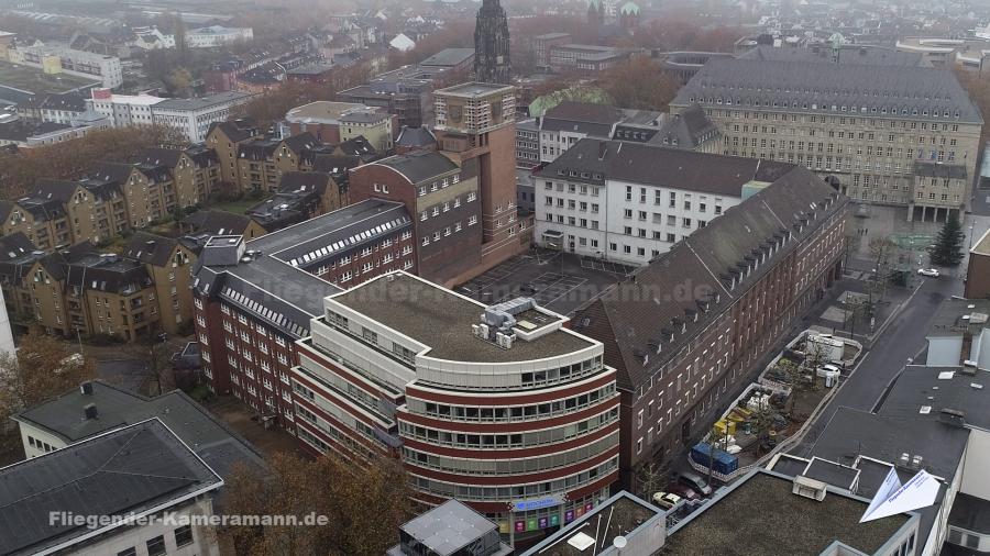 Luftaufnahmen vom Landgericht / Amtsgericht Bochum mit Drohne