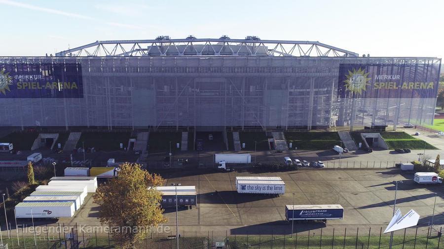 Luftaufnahmen der Merkur Spiel-Arena in Düsseldorf mit Drohne