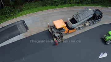 Foto mit Drohne: Luftbilder mittels Drohne einer Baustelle für einen Sportplatz