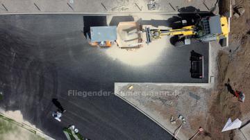 Foto mit Drohne: Luftbilder mittels Drohne einer Baustelle für einen Sportplatz