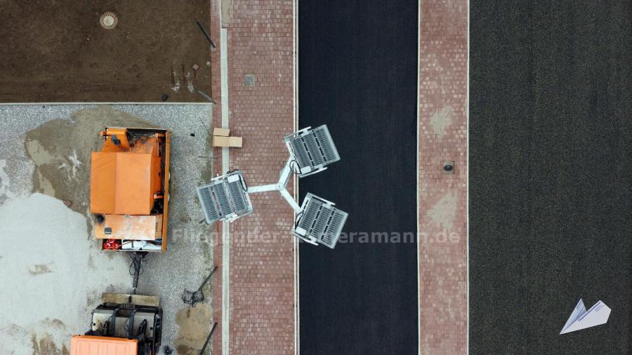 Luftbilder mittels Drohne einer Baustelle für einen Sportplatz