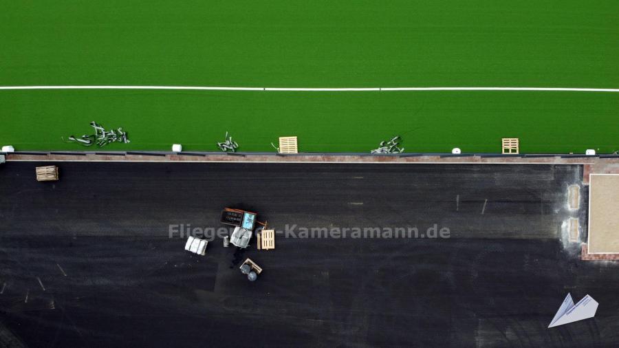 Luftbilder mittels Drohne einer Baustelle für einen Sportplatz