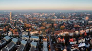 Foto mit Drohne: Luftaufnahmen mit Drohne aus dem Ruhrgebiet: Bochumer Innenstadt und die Ruhr-Universität Bochum (RUB)