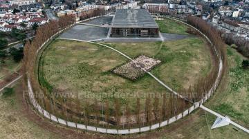 Foto mit Drohne: Luftaufnahmen mit Drohne aus dem Ruhrgebiet: Die Akademie Mont-Cenis in Henre