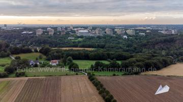 Foto mit Drohne: Luftaufnahmen mit Drohne aus dem Ruhrgebiet: Bochumer Innenstadt und die Ruhr-Universität Bochum (RUB)