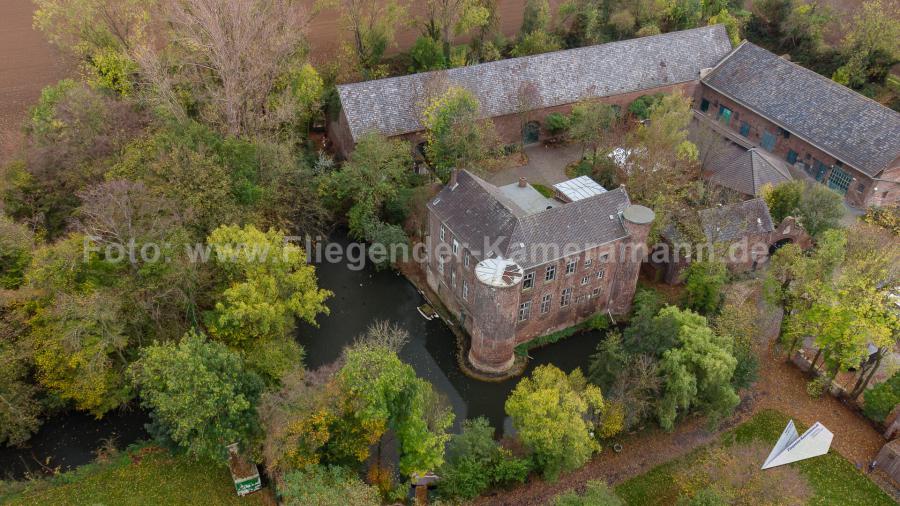 Luftaufnahmen von Häusern und Immobilien mit unserer Drohne