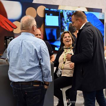 Foto mit Drohne: Messefotografie & Messestand Fotos in Essen