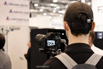 Foto mit Drohne: Messefotografie & Messestand Fotos in Essen - Professionelle Messefotos von Messefotograf