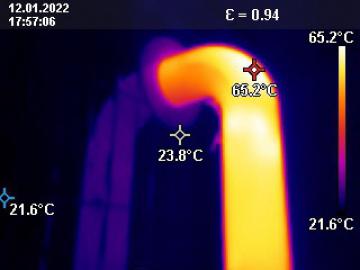 Foto mit Drohne: Thermografie / Wärmebild: Kaminofenrohr